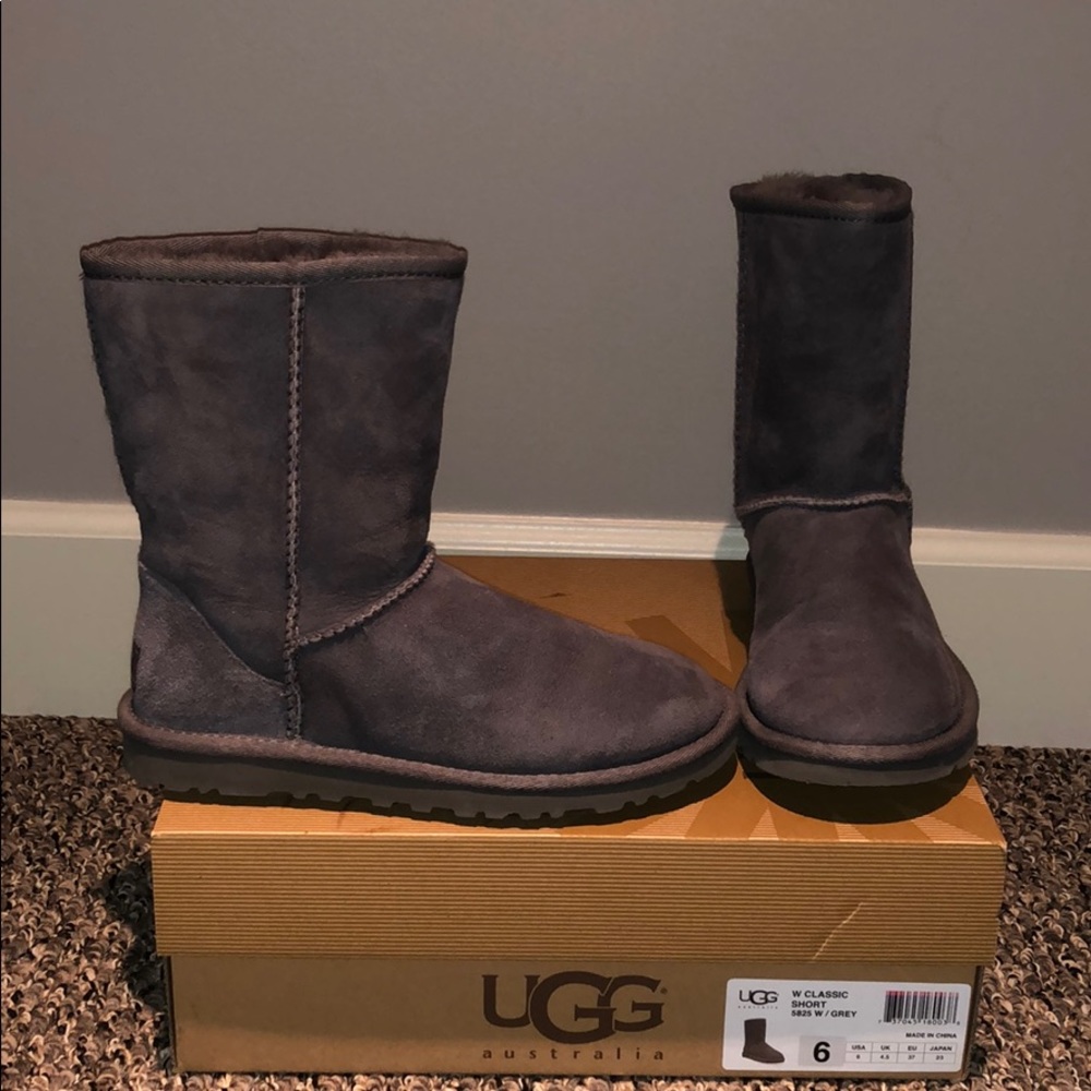 Ugg boots Grey great condition